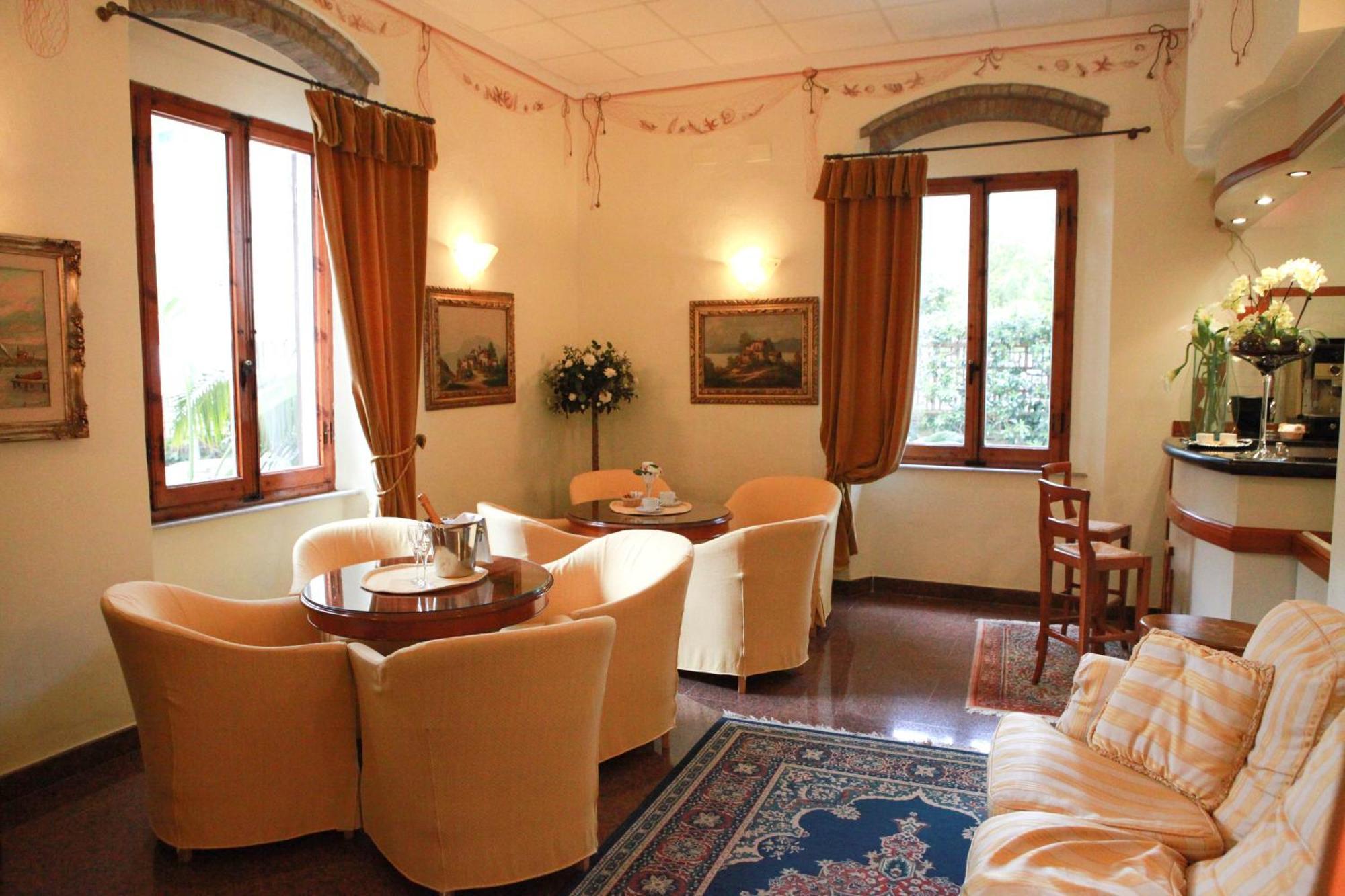 Hotel Tirreno Castiglioncello Eksteriør billede
