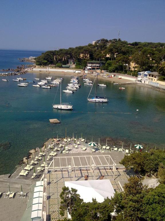 Hotel Tirreno Castiglioncello Eksteriør billede